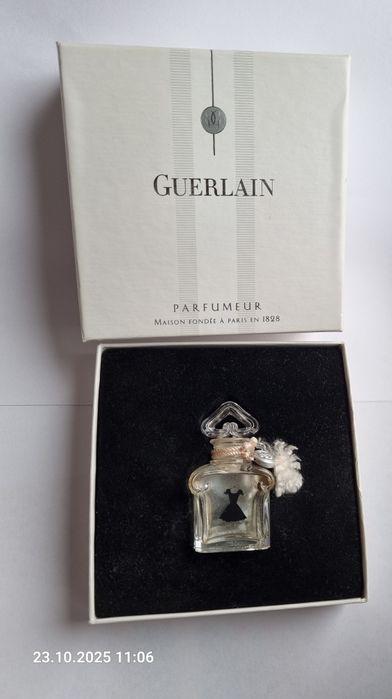 Флакон , Guerlain La petite robe noire,  7,5 ml , Франція