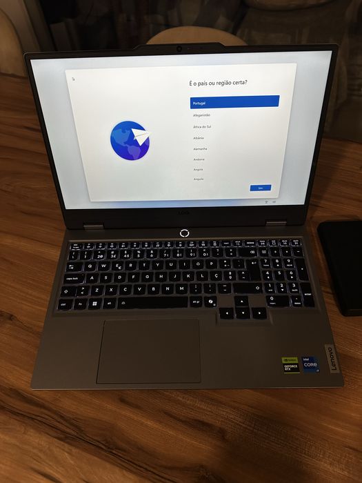 Lenovo LOQ Gaming | RTX 5060 | i7-13650HX | 32GB DDR5 | 1TB |