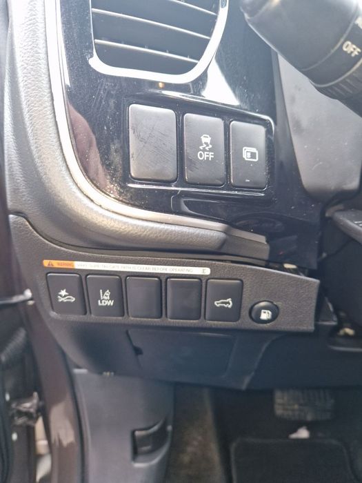 Mitsubishi outlander phev 2019