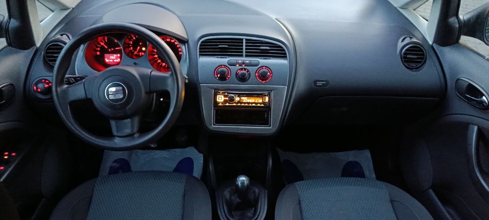 Seat Altea XL 1600MPI 2008r super kolor KS servisowa pełna dokumentacja opłacony