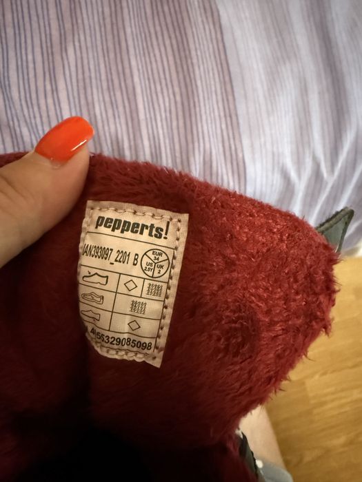 Продам зимові сапожки на дівчинку