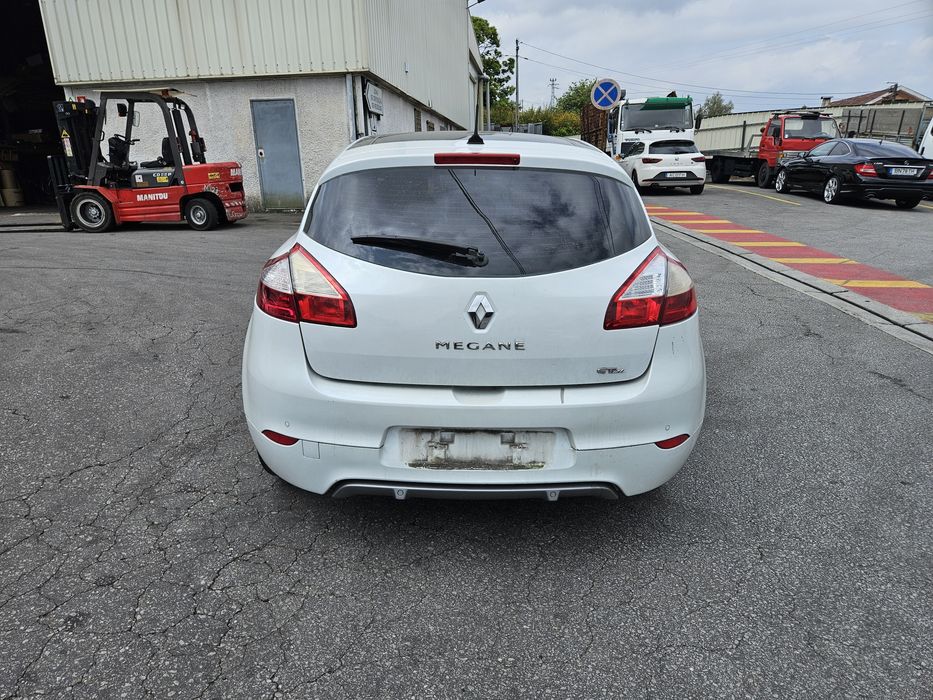Renault Megane III GTLine 1.5 DCi de 2012 para peças