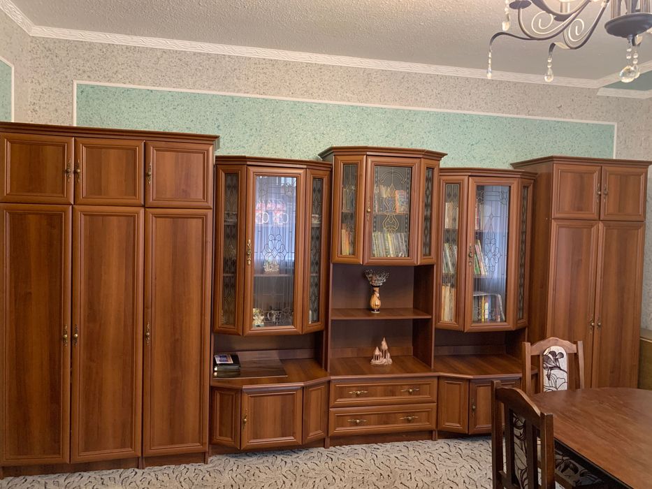 Продам меблеву стінку