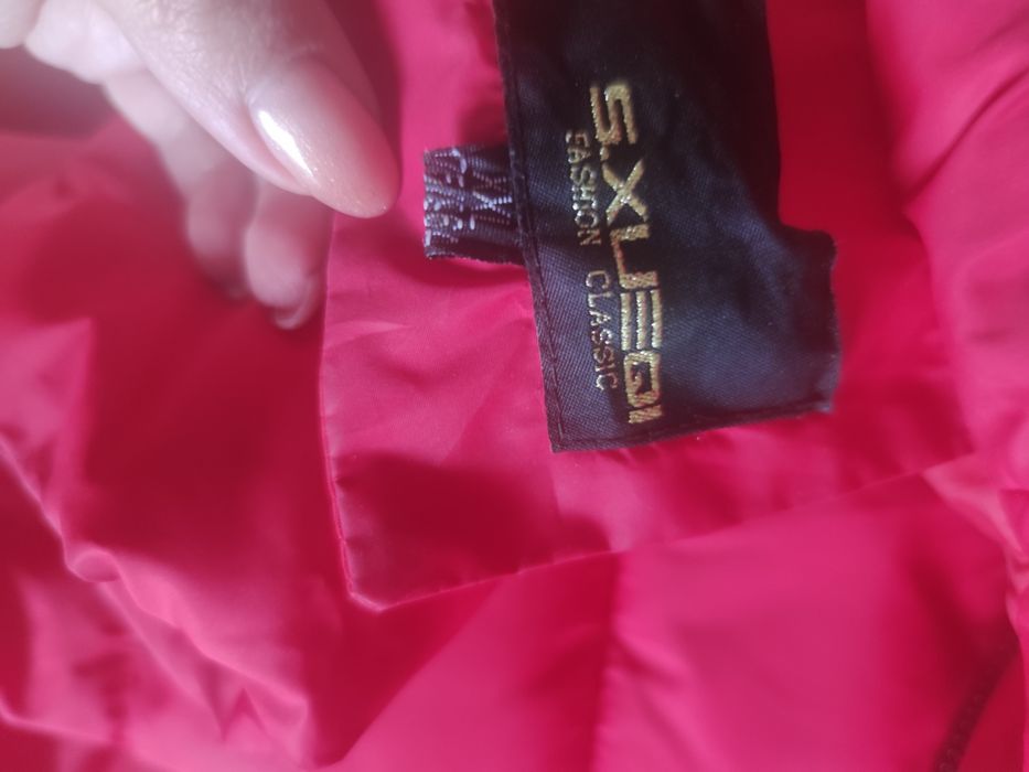 Пальто зимове в гарному стані