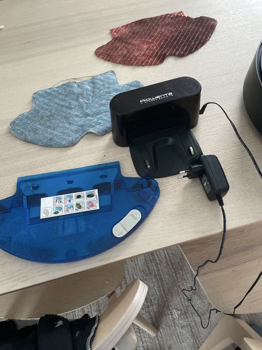 Aspirador robo a trabalhar