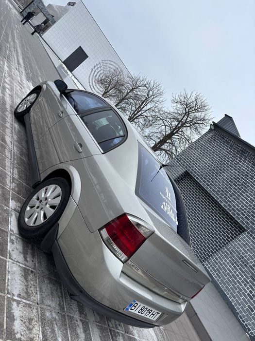 Продам Опель вектра с на автоматі, газ/бензин