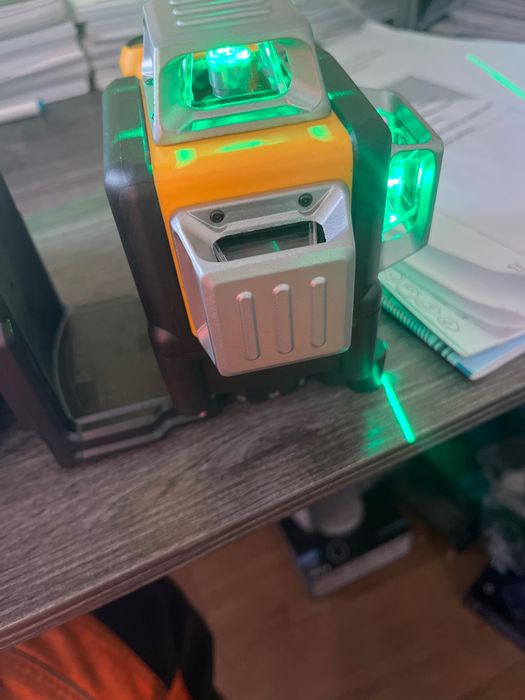 Laser  360⁰ 12 linhas Novo