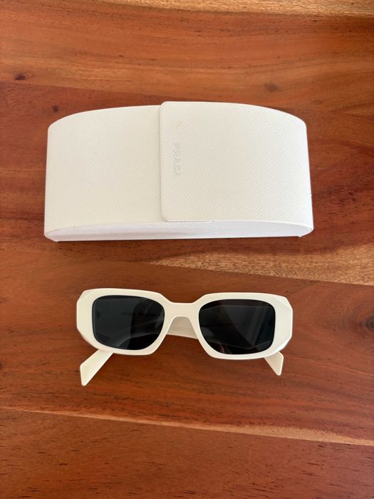 Óculos de Sol Prada Symbole