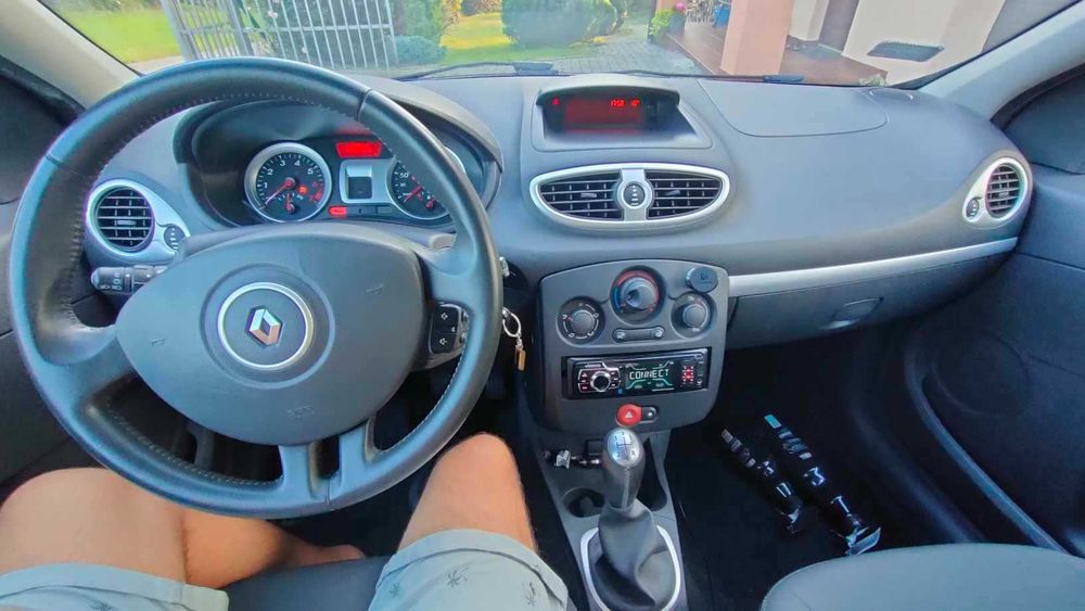 Renault Clio III 1.2 benzyna 75 KM | 2010 | 115 tys. km | 2. właściciel | nowe opony