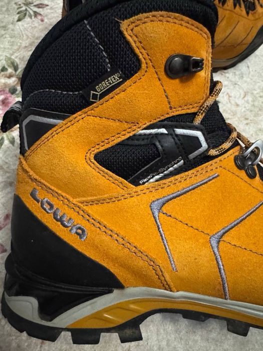 Lowa  GORE.TEX 10/10
