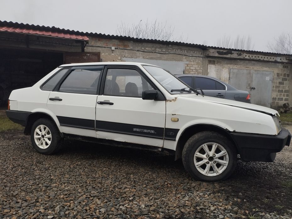 ВАЗ 21099 продам
