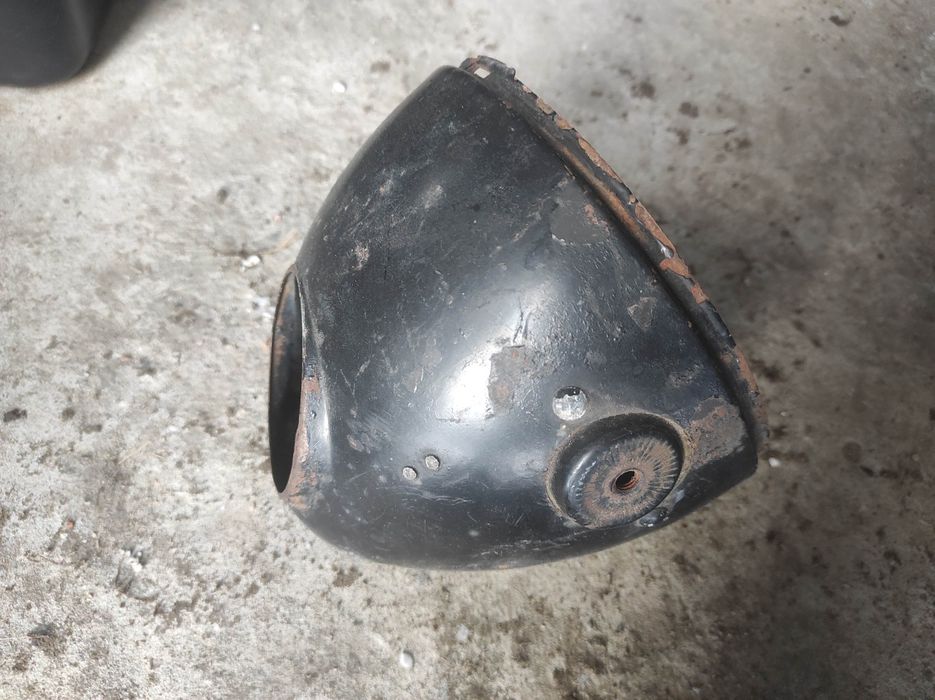 Osłony boczne pokrywy gaźnik Iż 56 Planeta