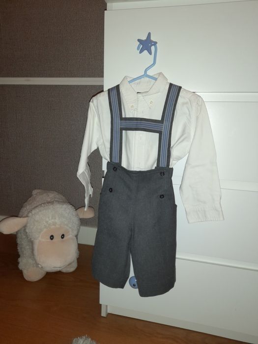 Calções/ jardineiras - verde ervilha