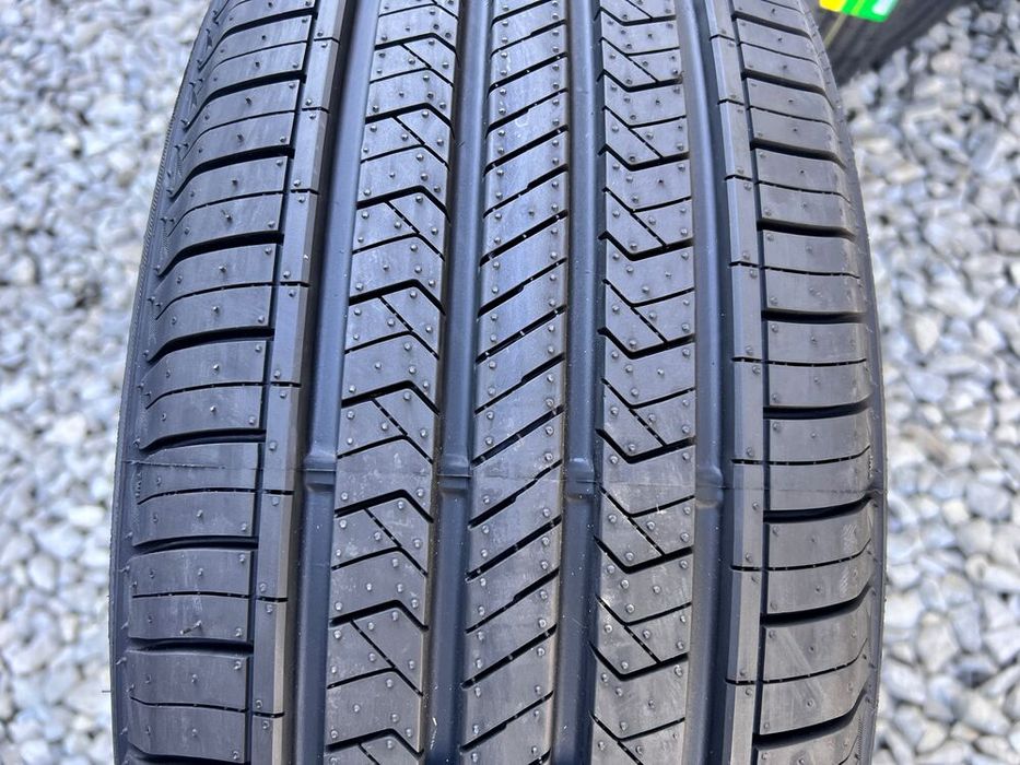 Шини нові літні 235/60 R18 Sunny NU025 107V  XL