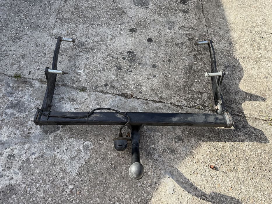 Engate bola reboque Renault Clio IV ST