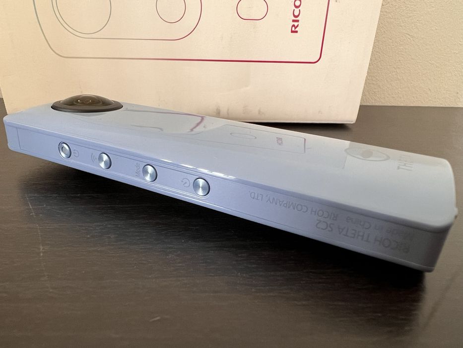 Câmera Ricoh Theta Sc2