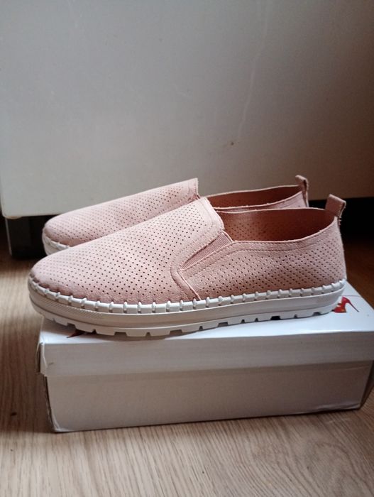 Мокасини жіночі 40