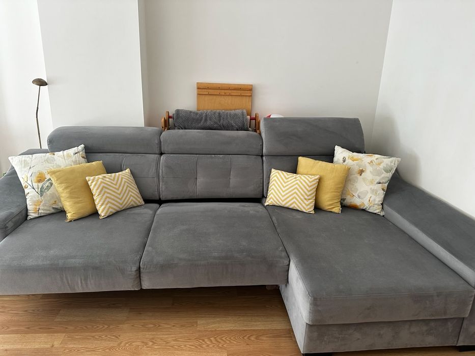 Sofá Chaise Longue Cinzento com Baú e Assentos Extensíveis