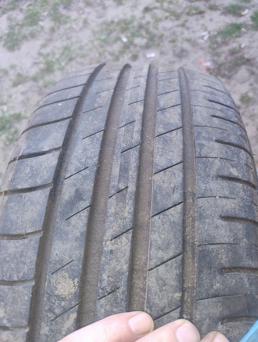 Opony Goodyear letnie 215 55 R16