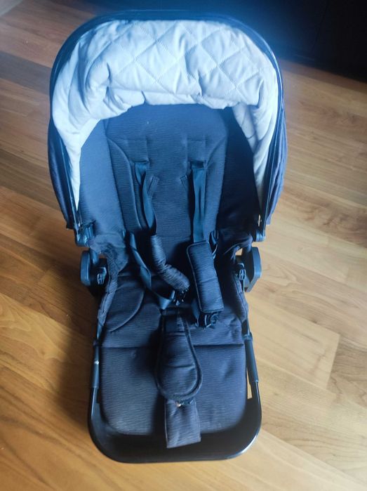 Wózek Venicci Tinum 2.0 Stylish Black 2 w 1  gondola plus spacerówka