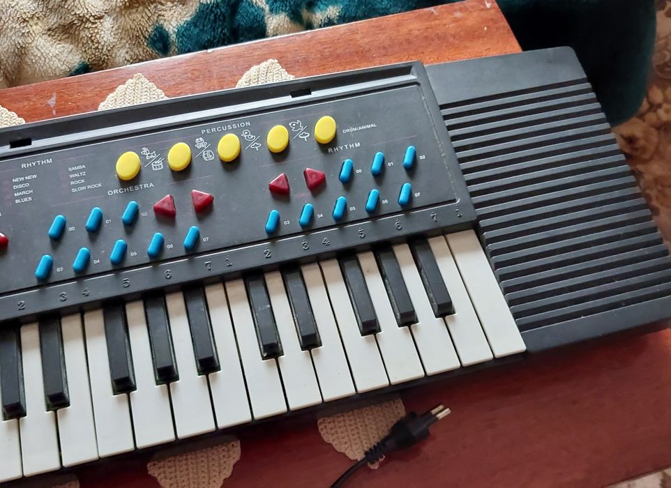 Синтезатор Elektronik keyboard