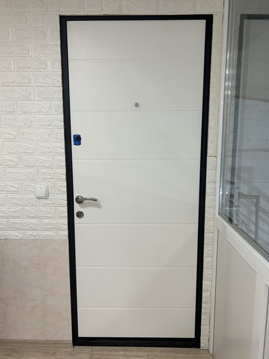 Двери. Замок. Обшивка. МДФ карточки. Реставрация!