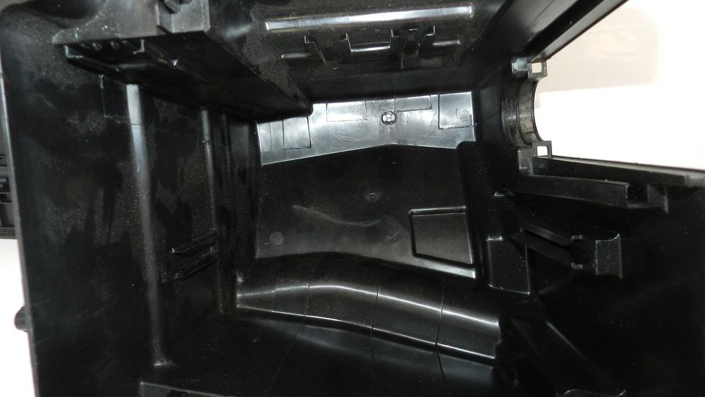 Корпус блоку запобіжників Renault Master 3 243128538R Рено Мастер блок предохранителей