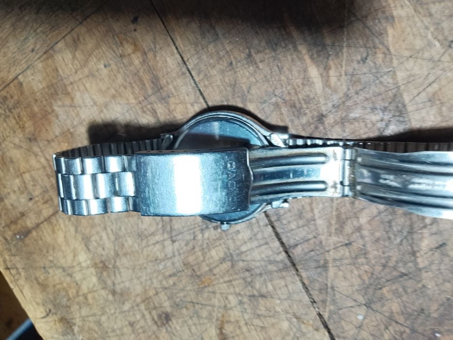 Zegarek Casio elektroniczny