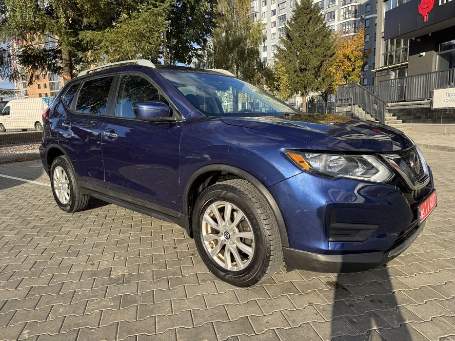 Nissan Rogue SV AWD