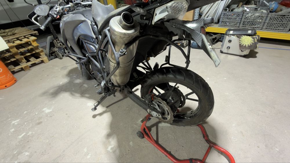 BMW F 650 GS – Motor a trabalhar – Acidentada / Peças ou recuperação