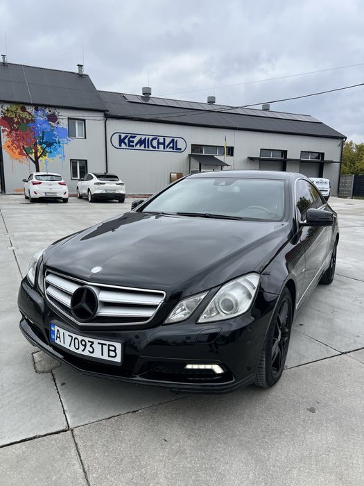 Mercedes-Benz E-Class Coupe