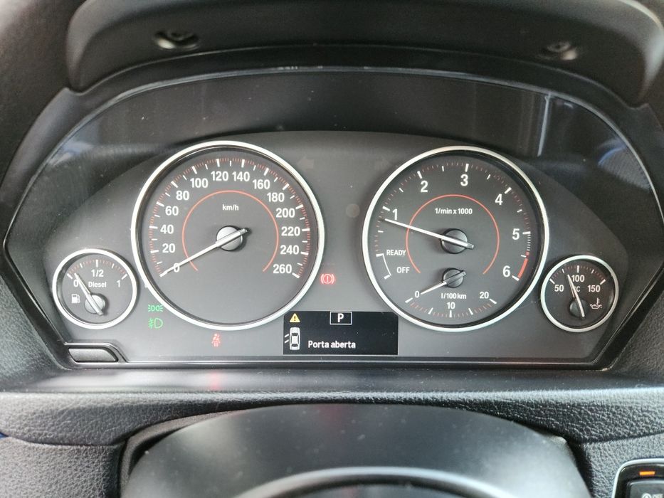 BMW 320d PackM Auto 96 MIL KMS