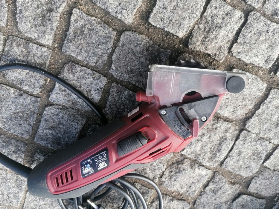 Roteadora elétrica.