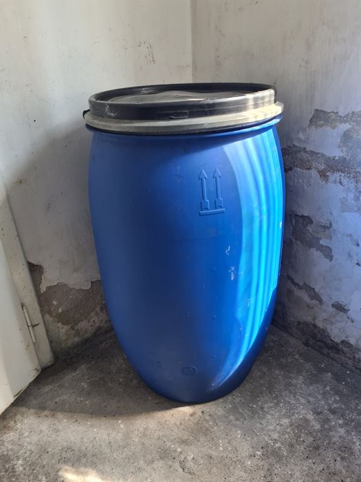 Beczka plastikowa 120l.