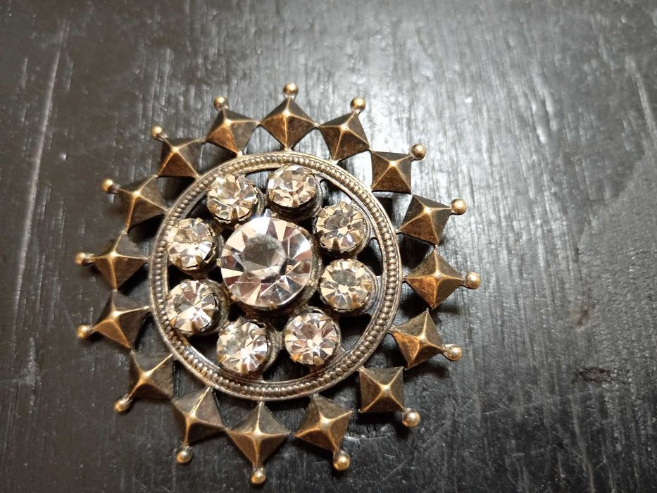 Брошь времен СССР