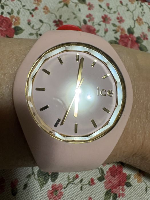 Жіночий годинник ICEwath, Бельгія