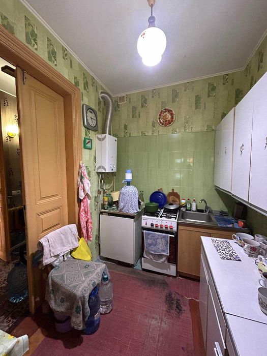 3 к.кв. 2/2 эт. 60 м.кв. Район муздрам театр - улица Даля