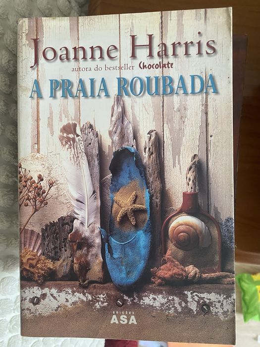 Livro A Praia Roubada de Joanne Harris