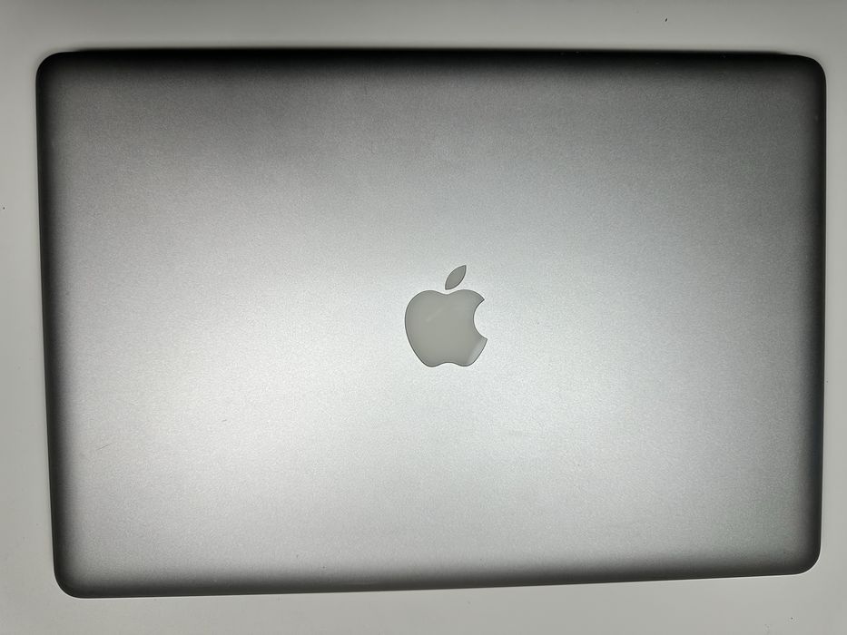 Macbook pro 15 a1286 2011 i7 120 ssd
