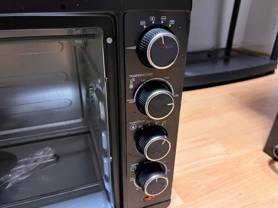 Mini piekarnik NOWY nieużywany Turbotronic Turbowave