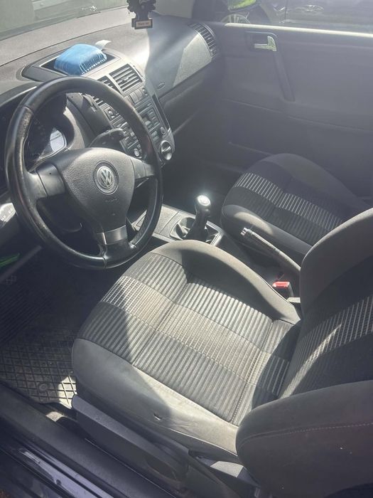 Sprzedam Volkswagena Polo
