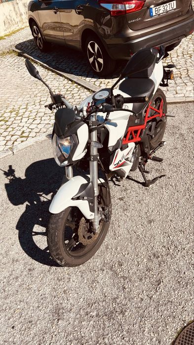 Mota Benelli 125cc ano 2020