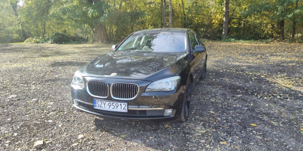 BMW Seria 7 BMW Seria 7 F01 407km, zamiana na minivana z hakiem