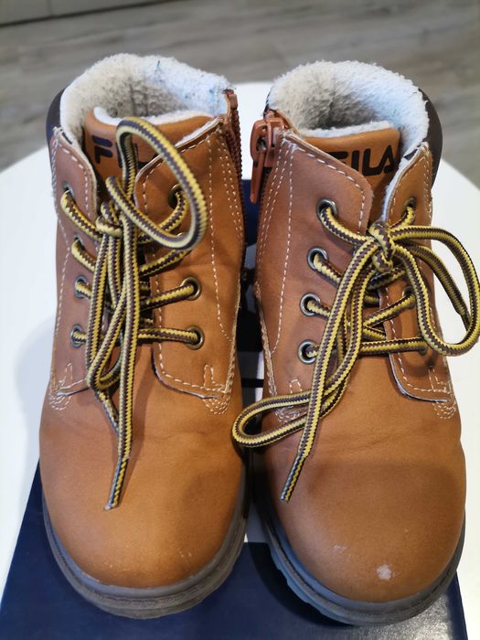 Buty-traperki FILA.