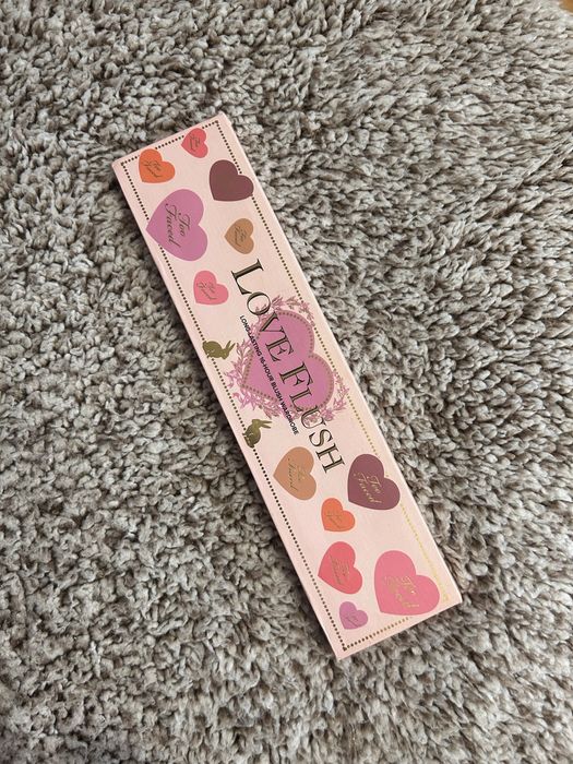 Too Faced Love Flush long lasting 16 hour blush wardrobe