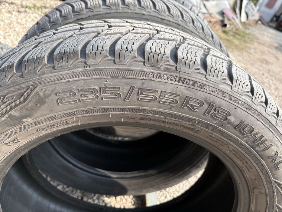 Opony zimowe 235/55 R18 104H