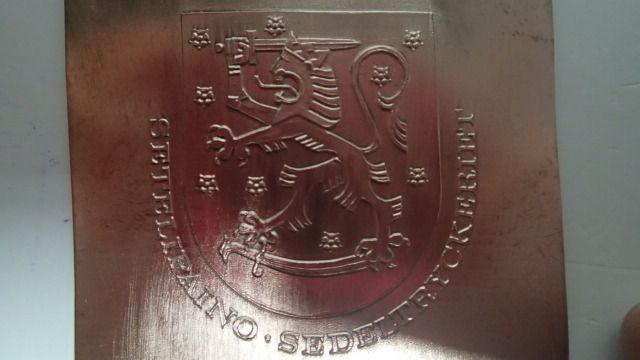 Placa gravada em cobre