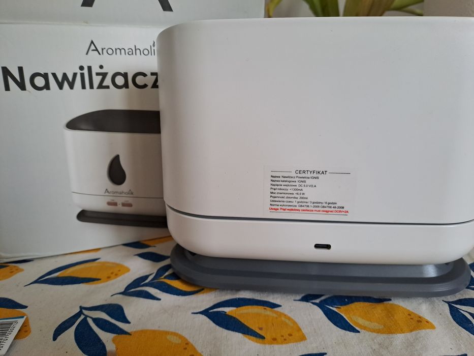 Dyfuzor aromaholik nowy w stanie idealnym