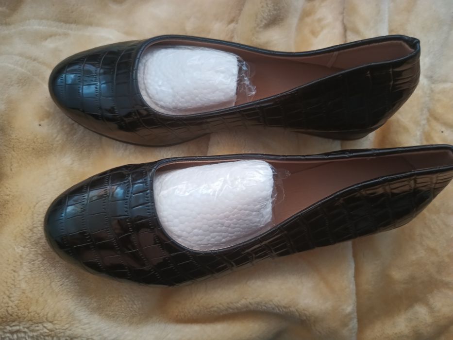 Buty nowe czarne damskie nie noszone