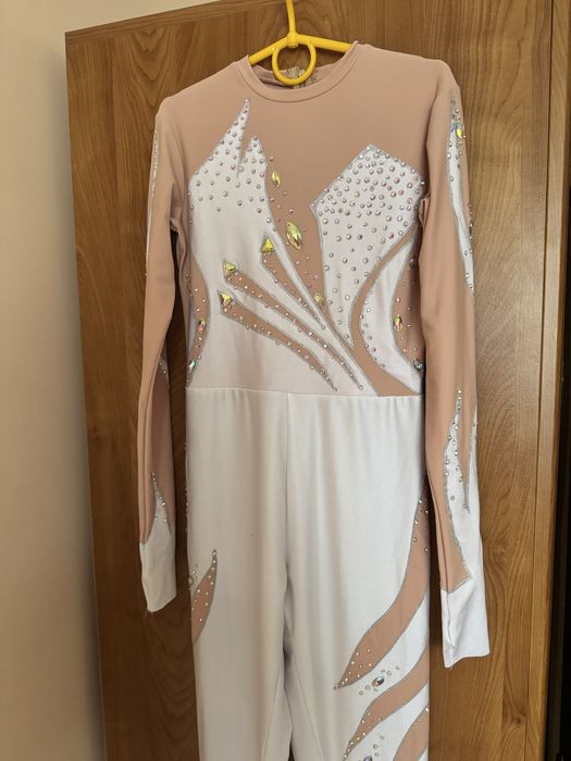 Костюм для повітряної гімнастики - вживаний